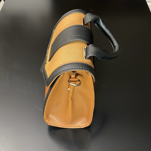 Purse - Picture 4 of 6